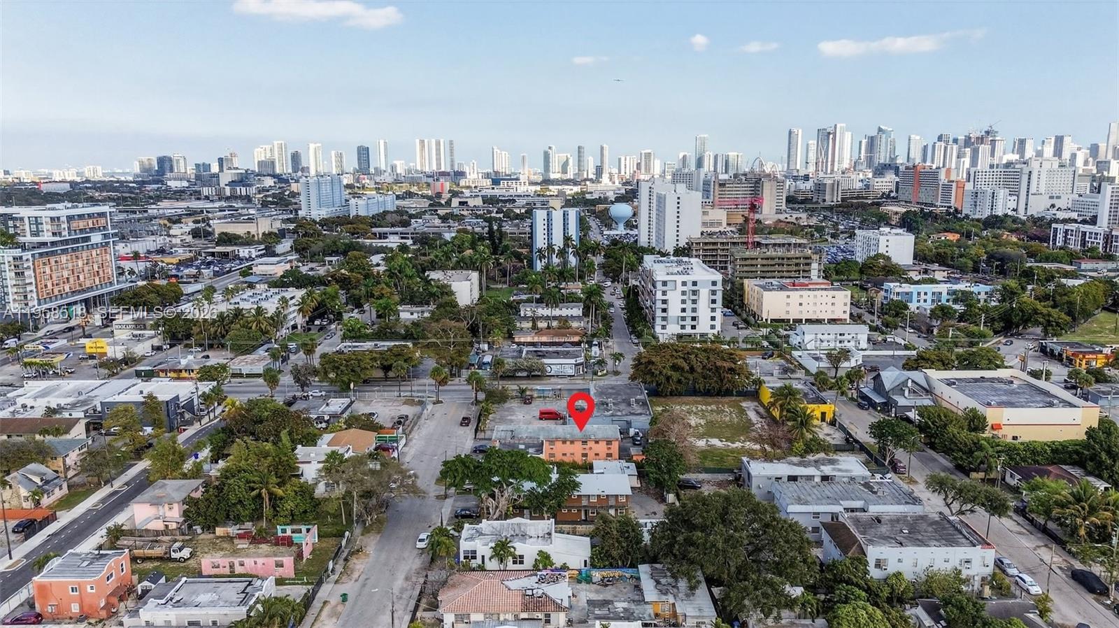   /  4952 кв.футов $ 2026-02-04 0 Фото