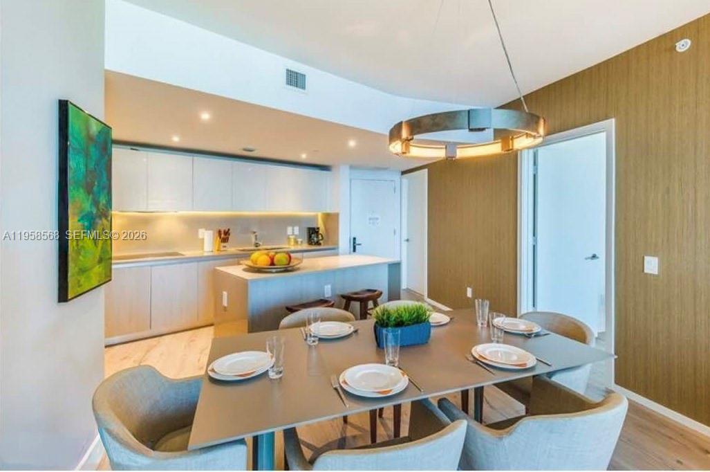 3304 2 / 2 1126 sq. ft. $ 2026-02-04 0 foto