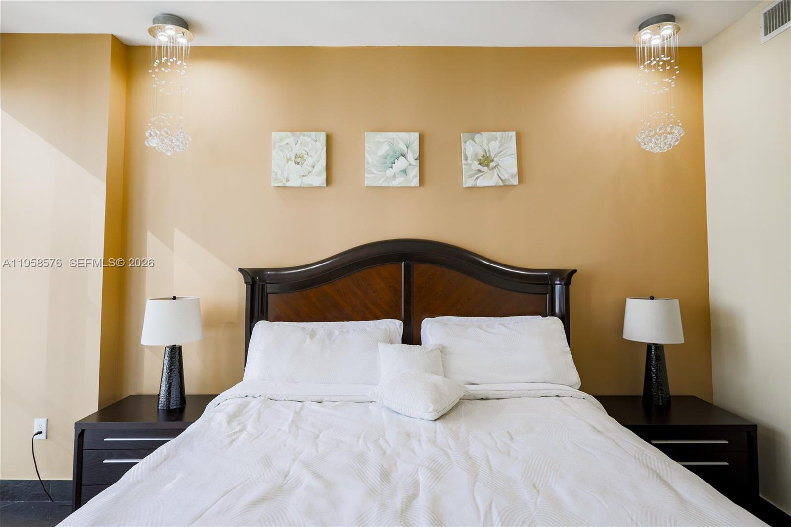 3709A 2 / 2 1324 кв.футов $ 2026-02-04 0 Фото