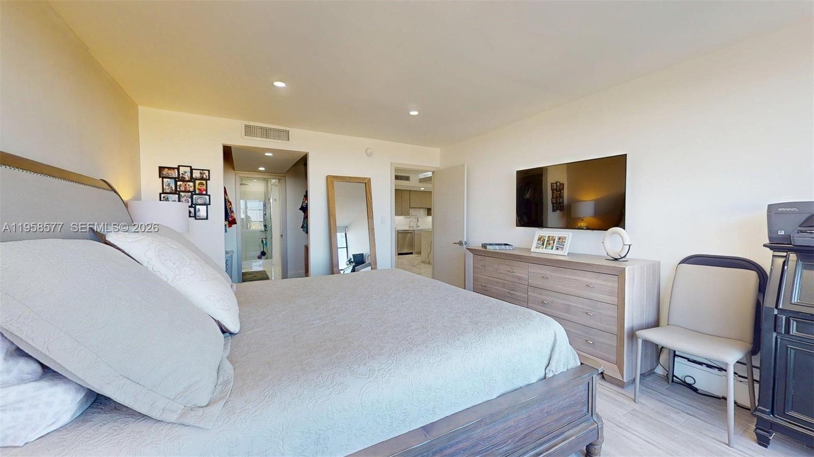 Photo of 600 Three Islands Blvd  #802, Hallandale Beach, Florida, 33009 - 