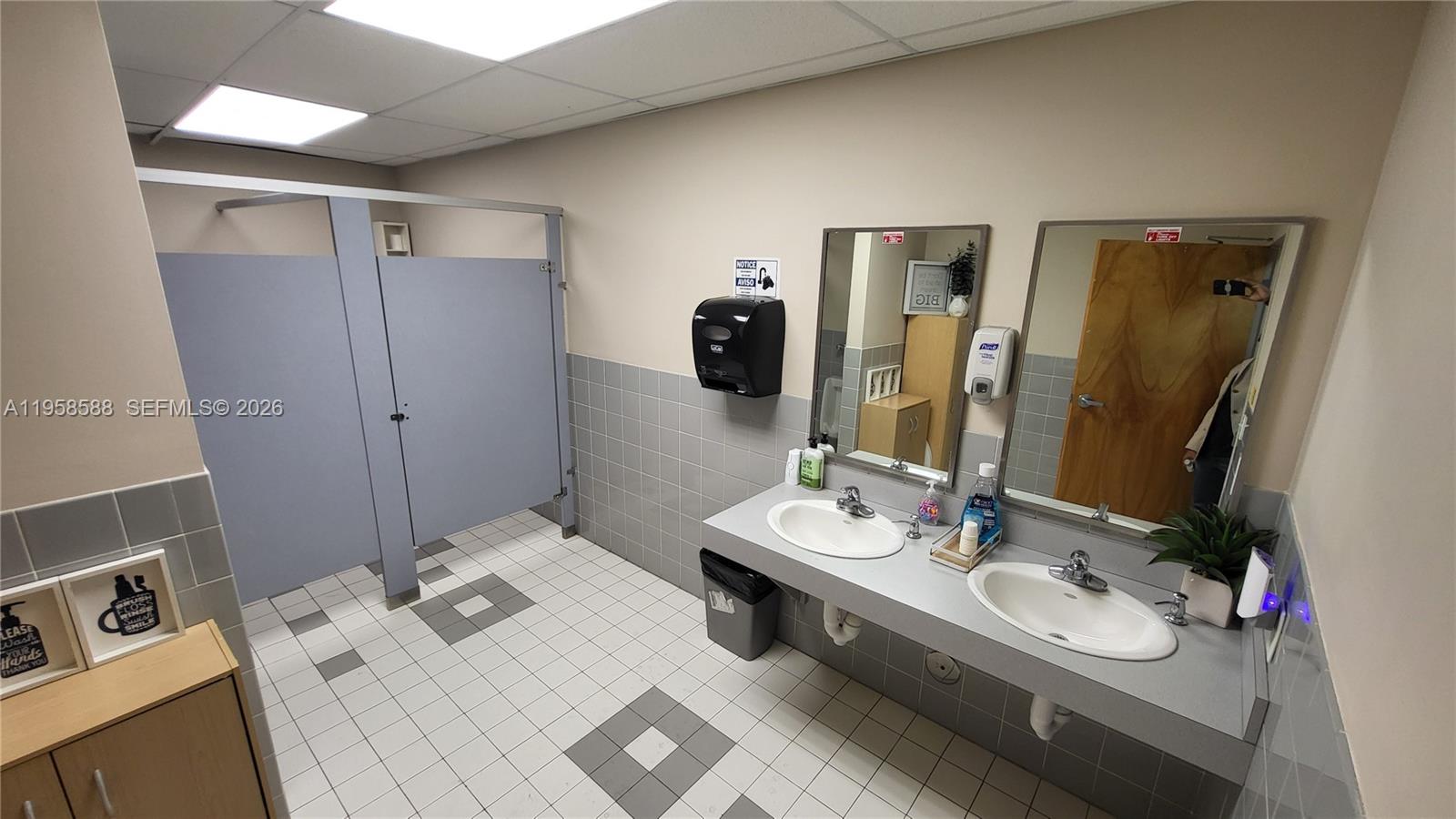 See details 3,4,5 / sq. ft. $ 2026-02-04 0 Photo