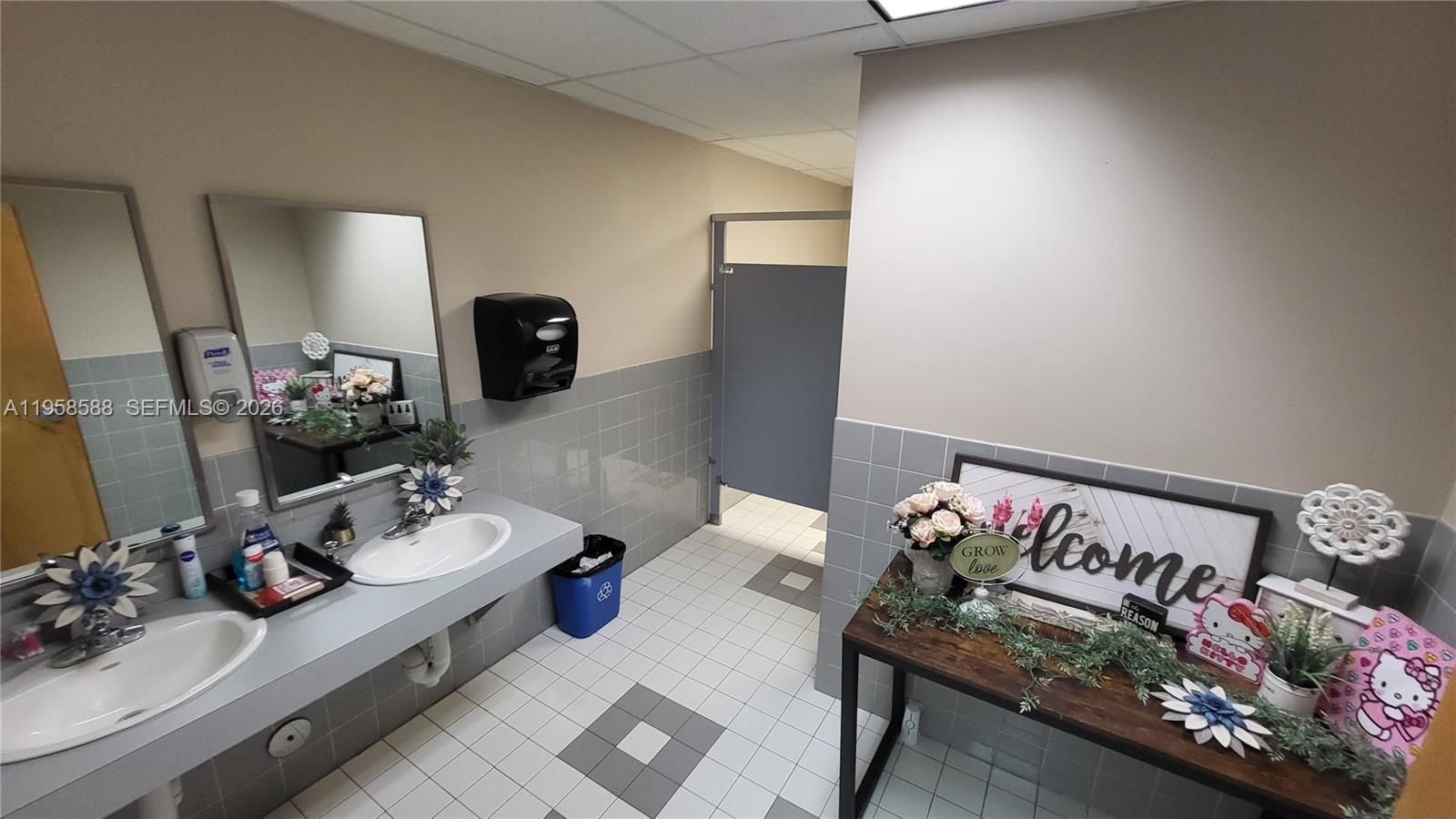 See details 3,4,5 / sq. ft. $ 2026-02-04 0 Photo