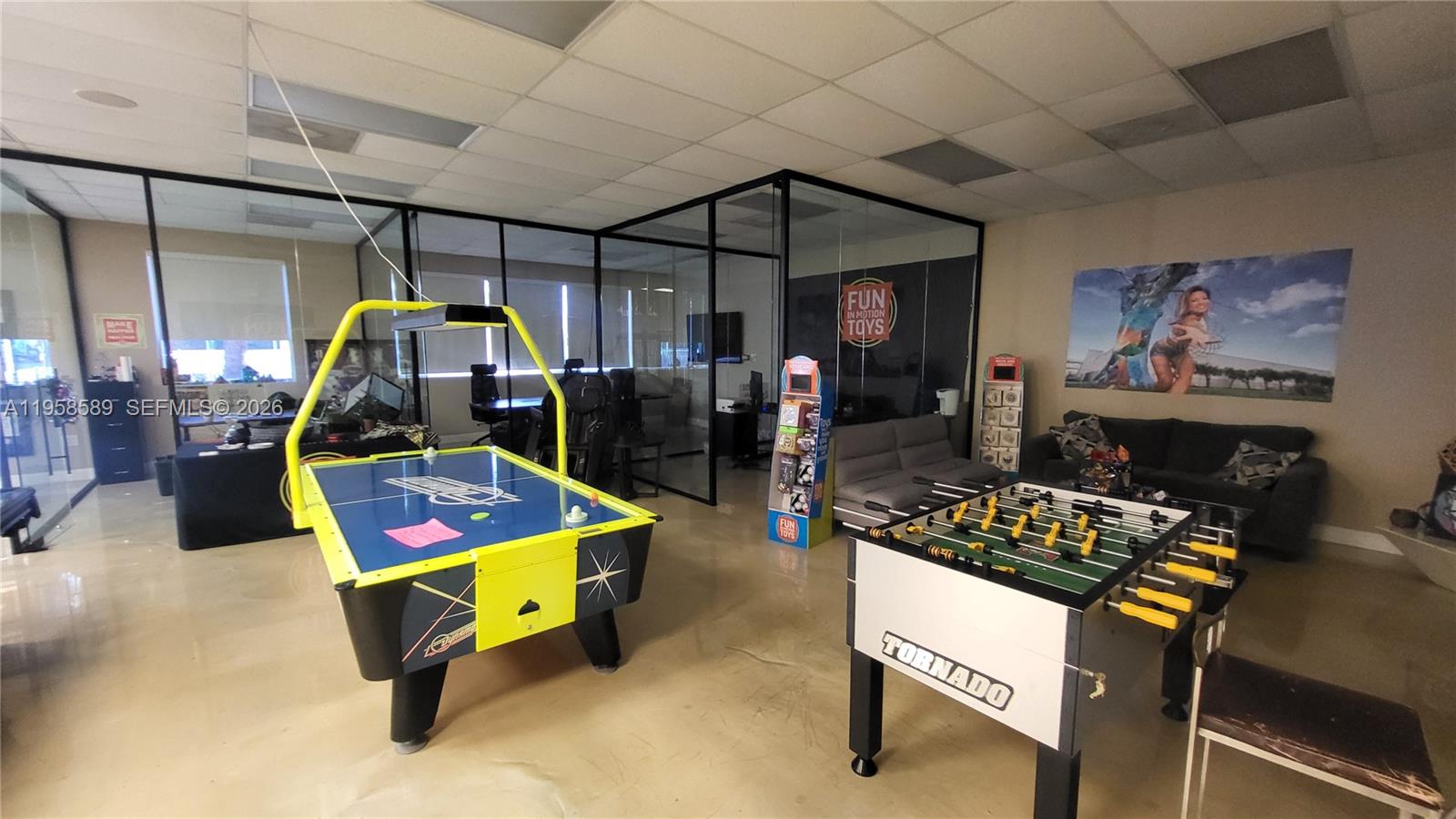 See details / sq. ft. $ 2026-02-04 0 Photo