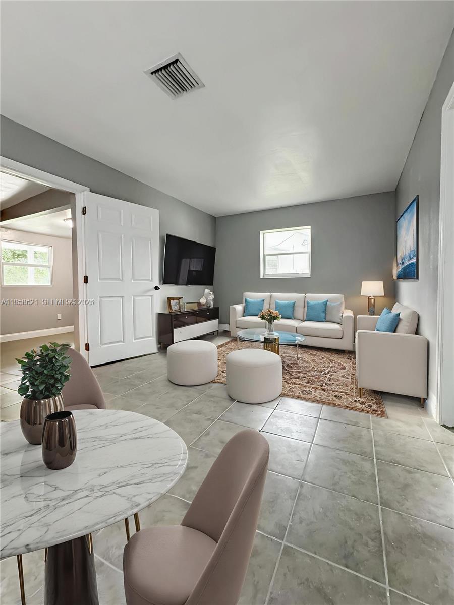   /  1942 sq. ft. $ 2026-02-04 0 Photo