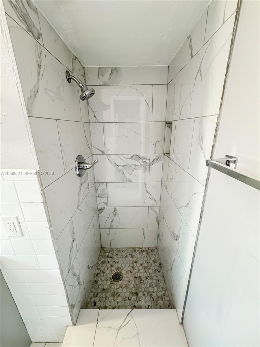   /  1942 sq. ft. $ 2026-02-04 0 Photo