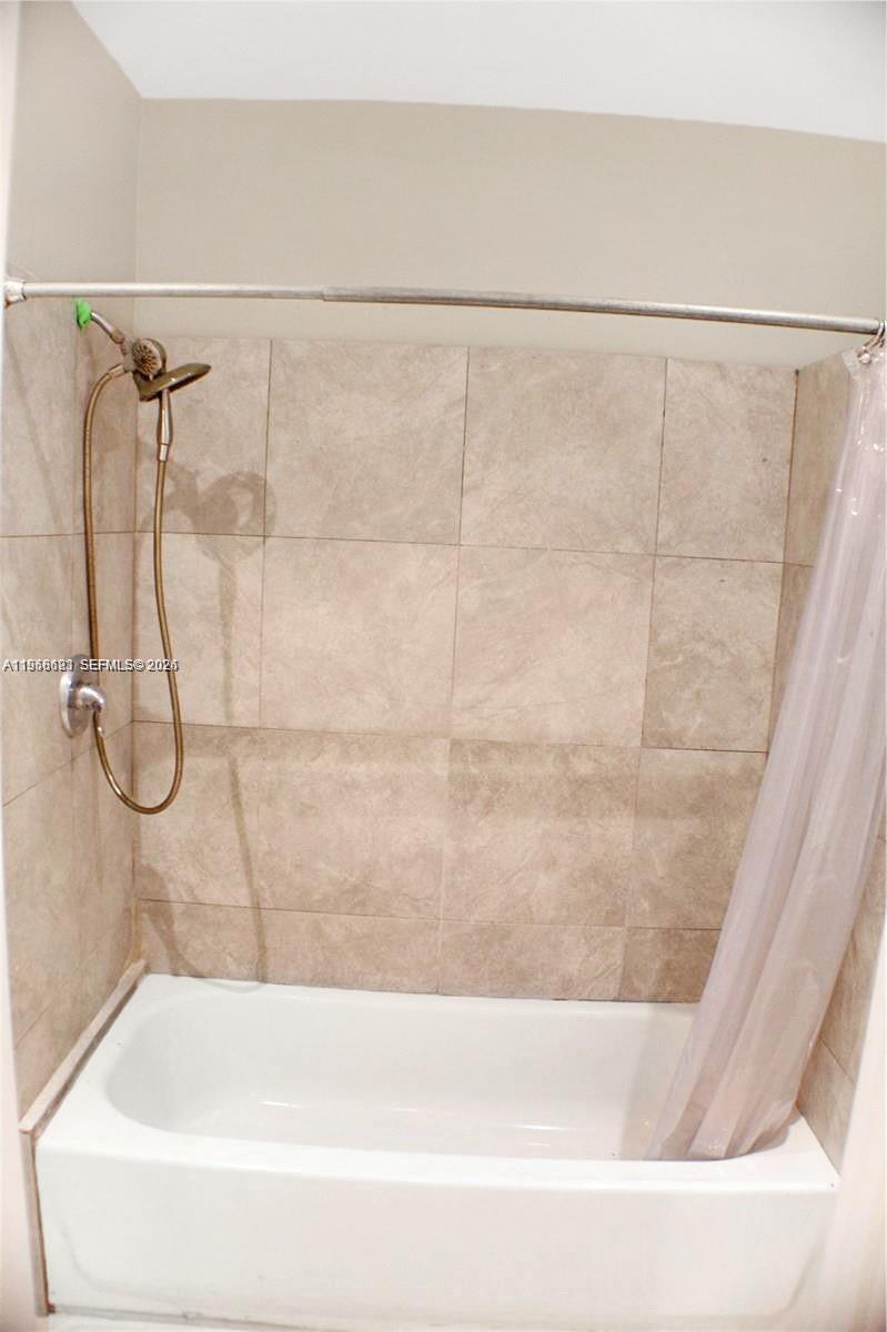   /  1942 sq. ft. $ 2026-02-04 0 Photo