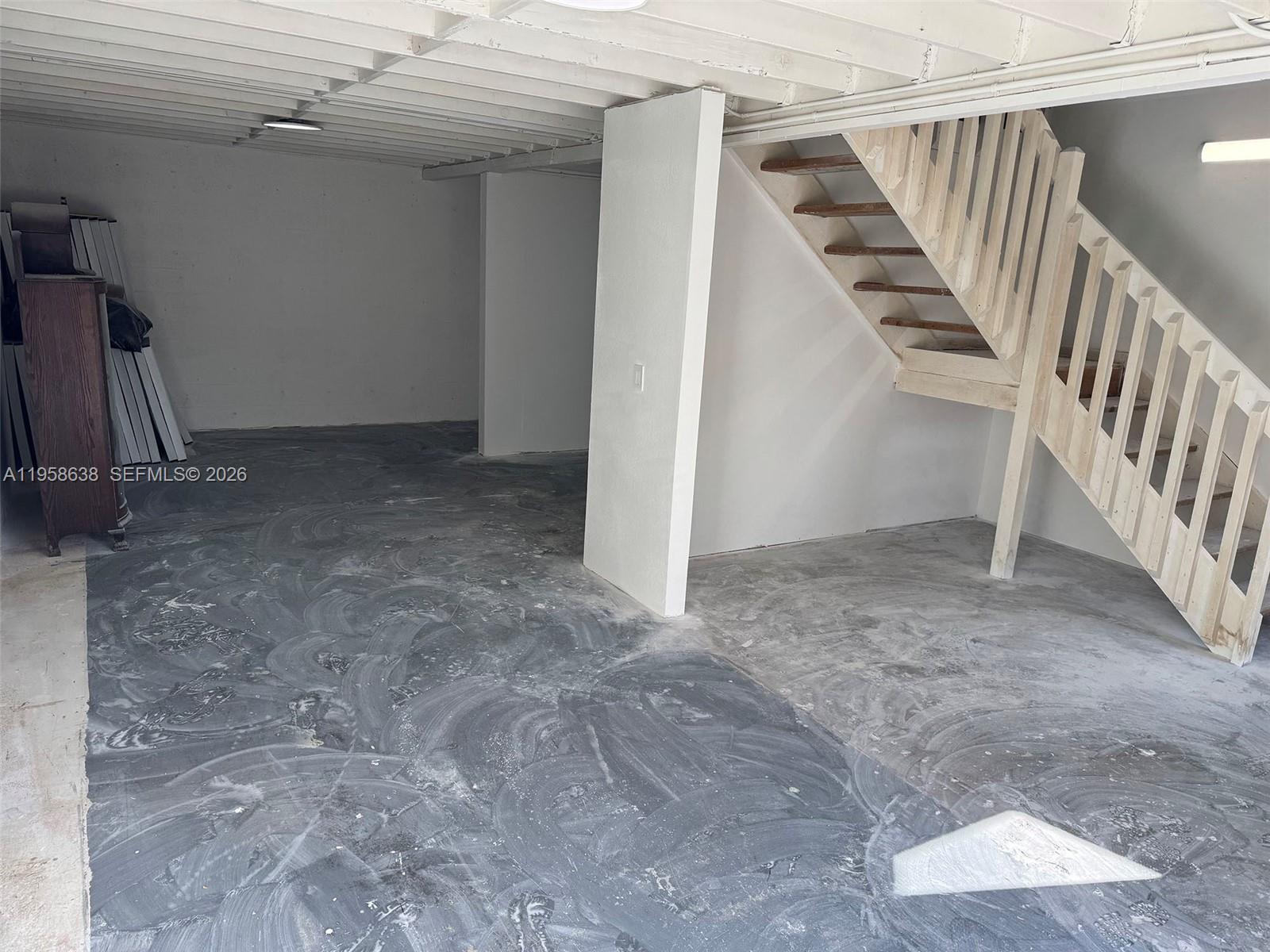14  /   sq. ft. $ 2026-04-12 0 Photo