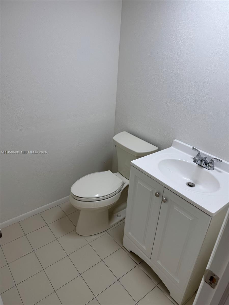 14  /   sq. ft. $ 2026-04-12 0 Photo