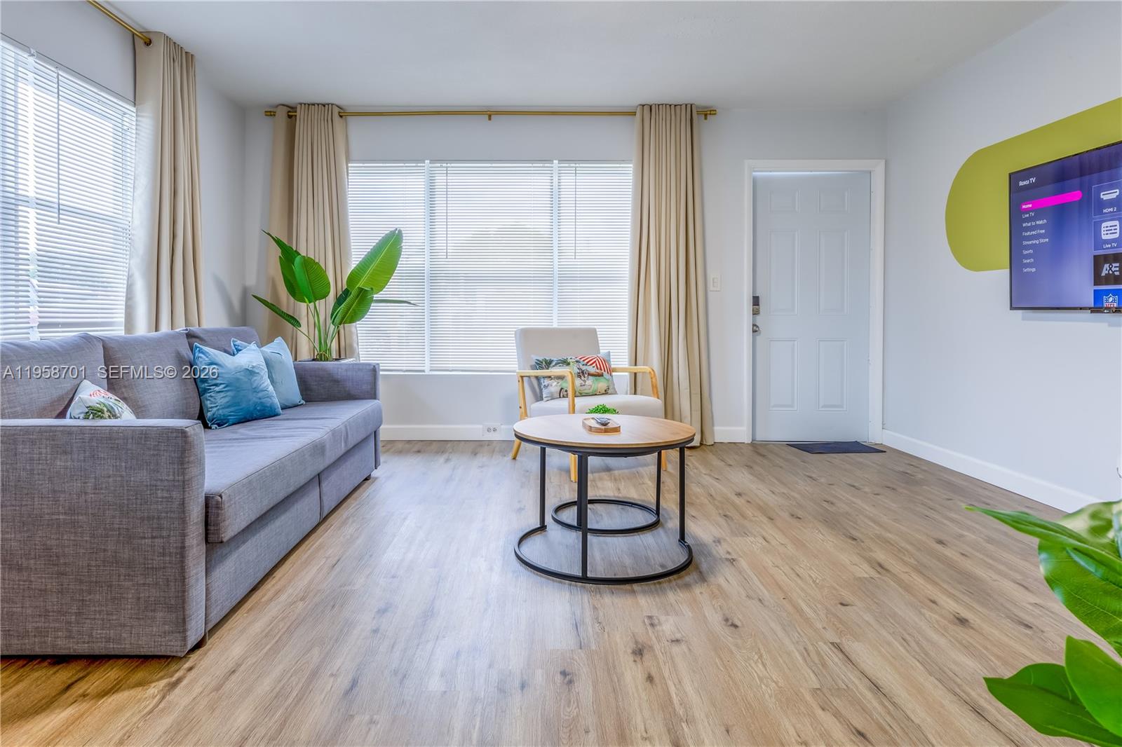 1-7  /   sq. ft. $ 2026-02-04 0 Photo