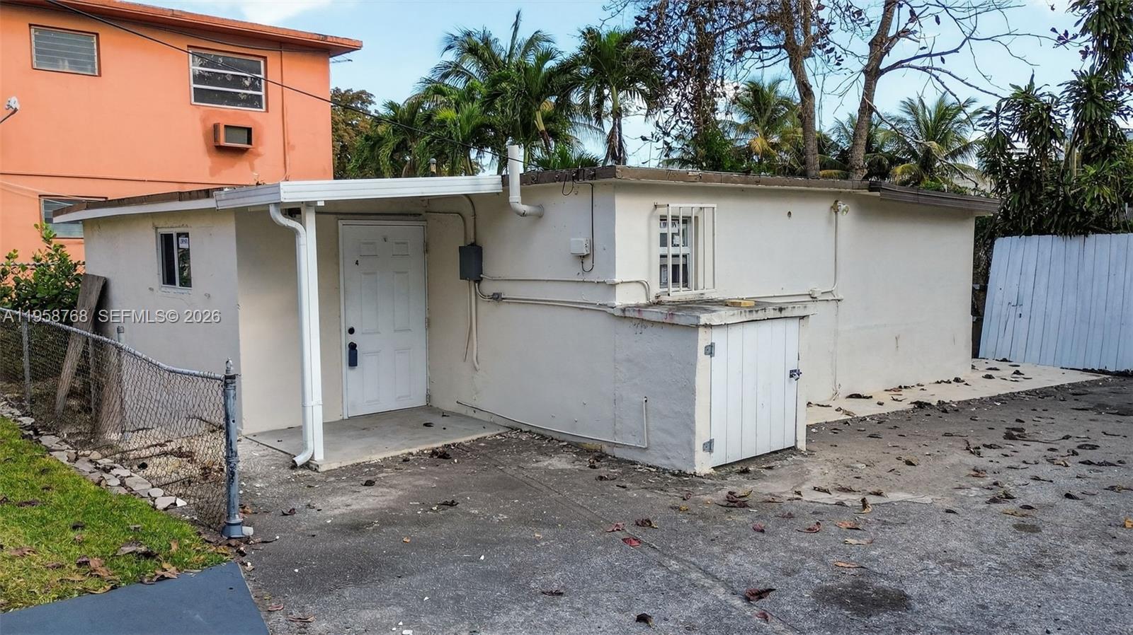   /  4928 кв.футов $ 2026-02-04 0 Фото