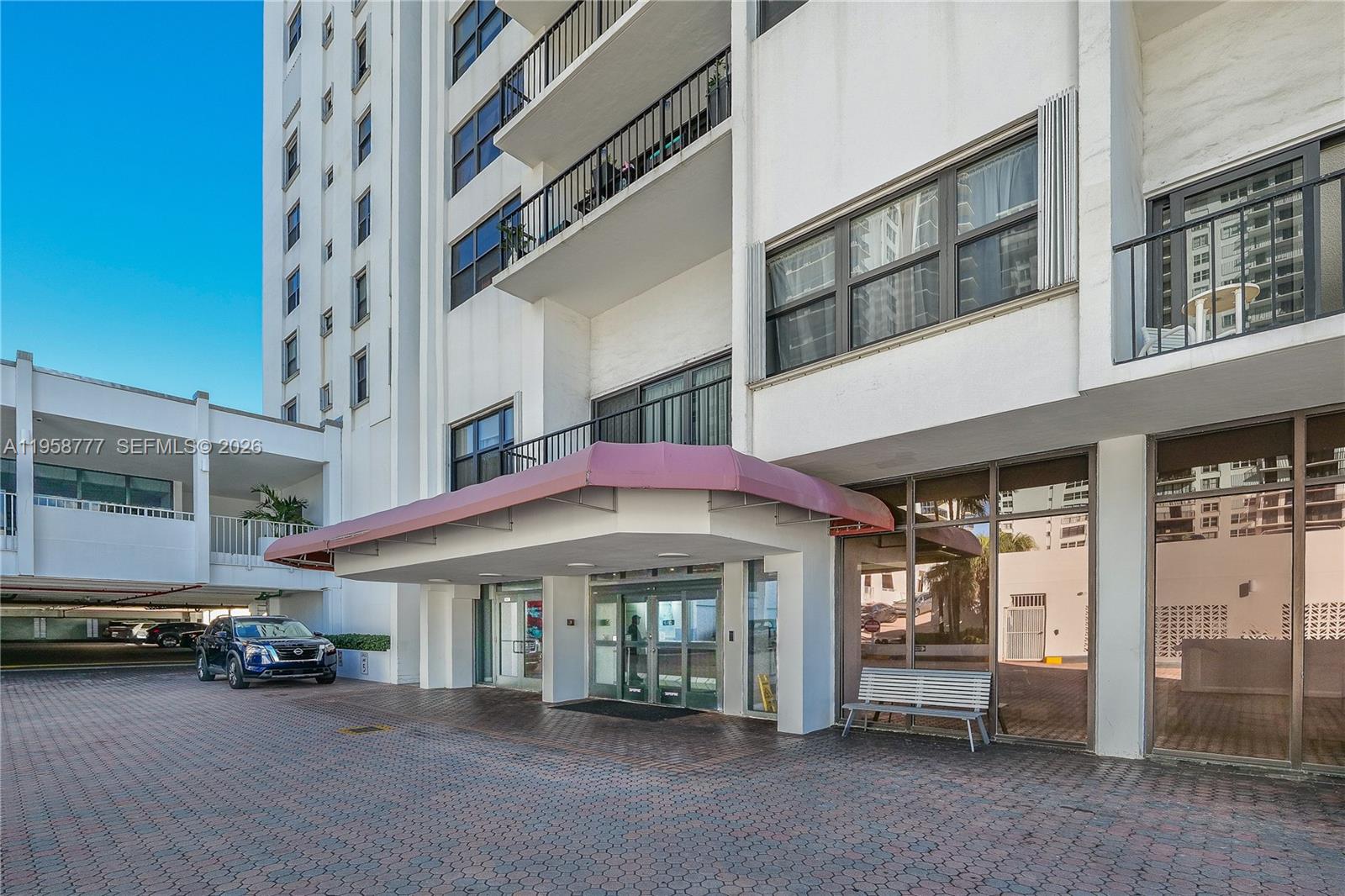 Photo of 2401 Ocean Dr  #305, Hollywood, Florida, 33019 - 