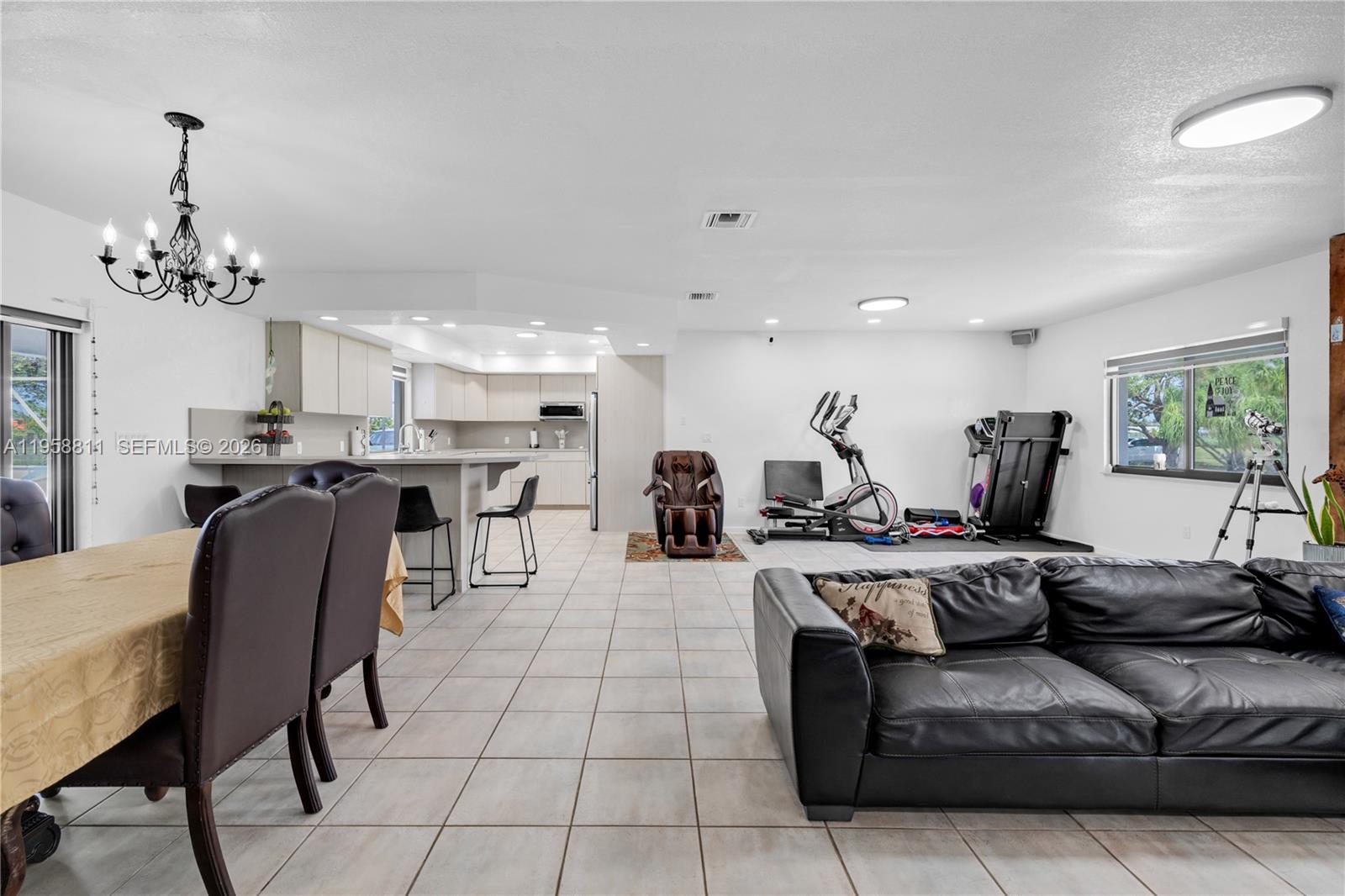 See details / sq. ft. $ 2026-02-04 0 Photo