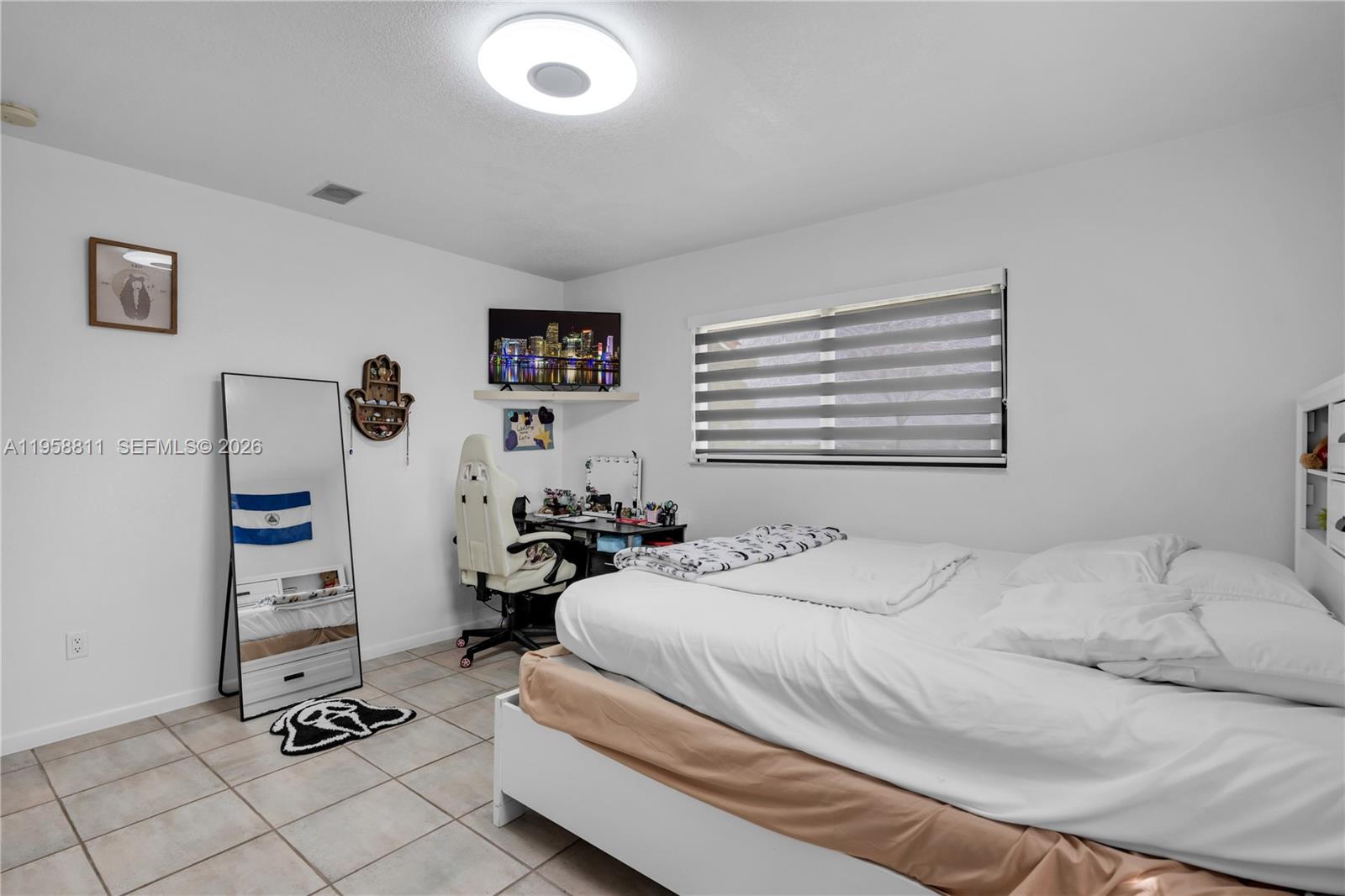 See details / sq. ft. $ 2026-02-04 0 Photo