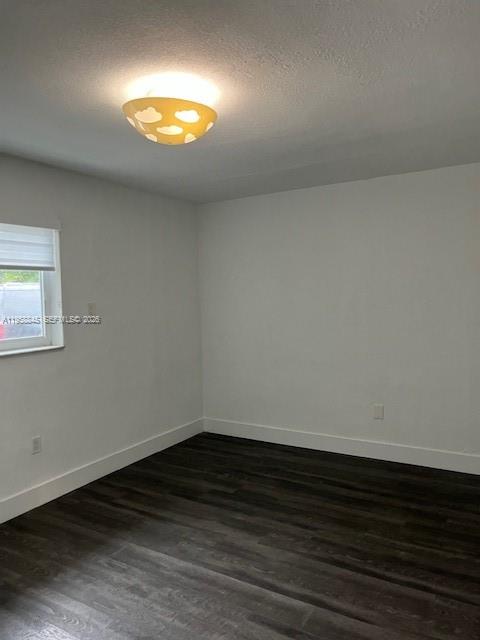   /  3345 кв.футов $ 2026-02-04 0 Фото