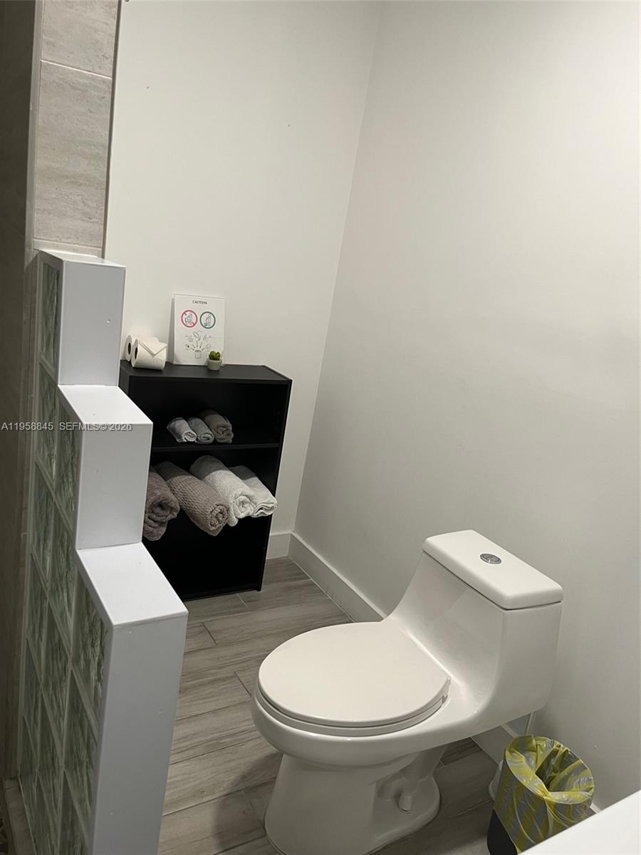   /  3345 кв.футов $ 2026-02-04 0 Фото