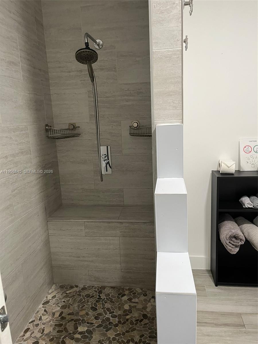   /  3345 кв.футов $ 2026-02-04 0 Фото