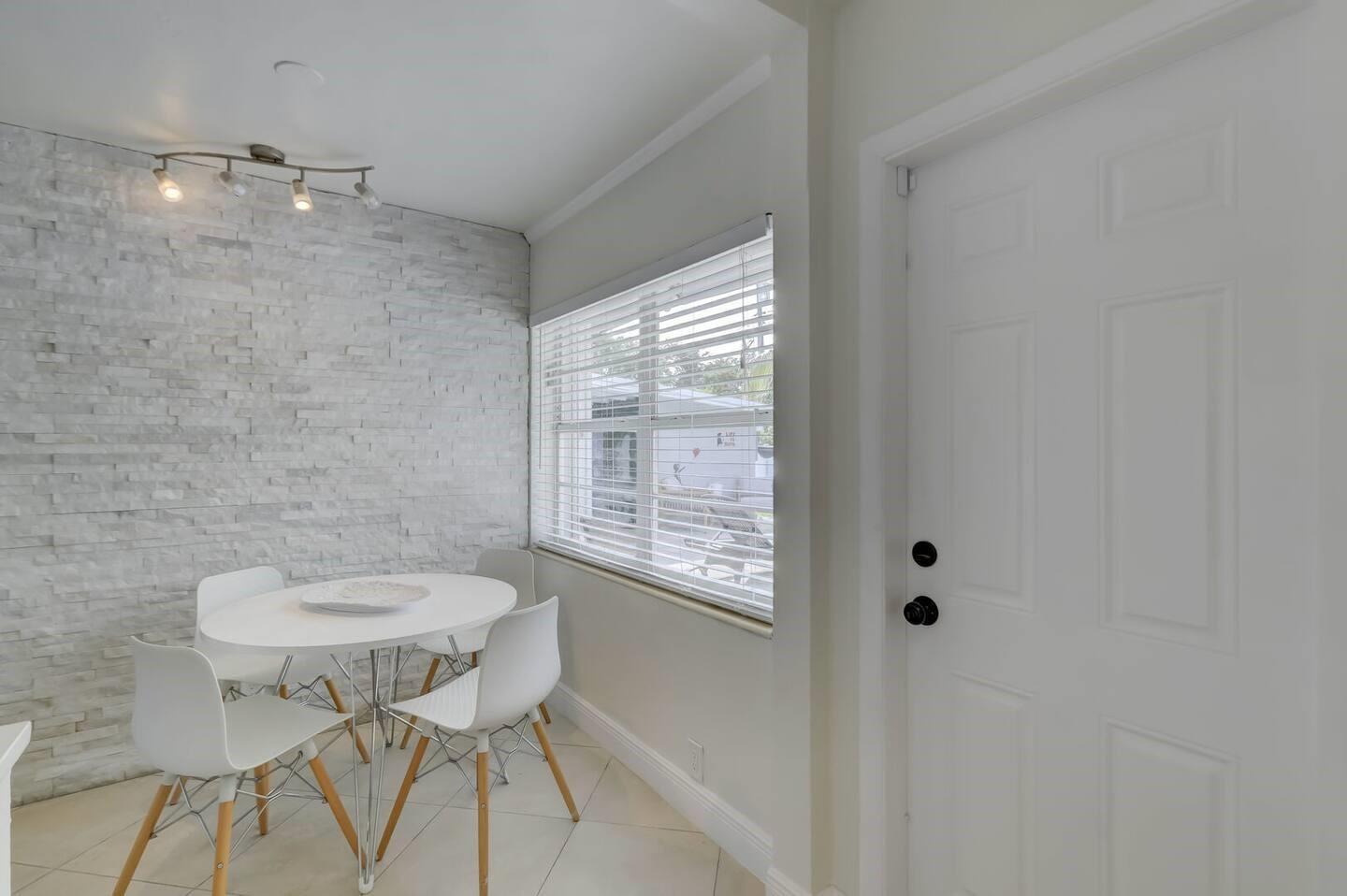 Ver detalles / 0 1791 sq. ft. $ 2026-06-21 0 foto