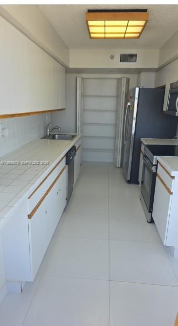 Photo of 3500 Mystic Pointe Dr  #2905, Aventura, Florida, 33180 - 