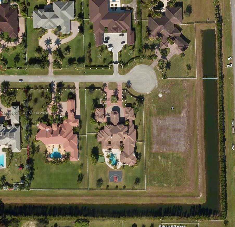 See details / sq. ft. $ 2026-02-04 0 Photo