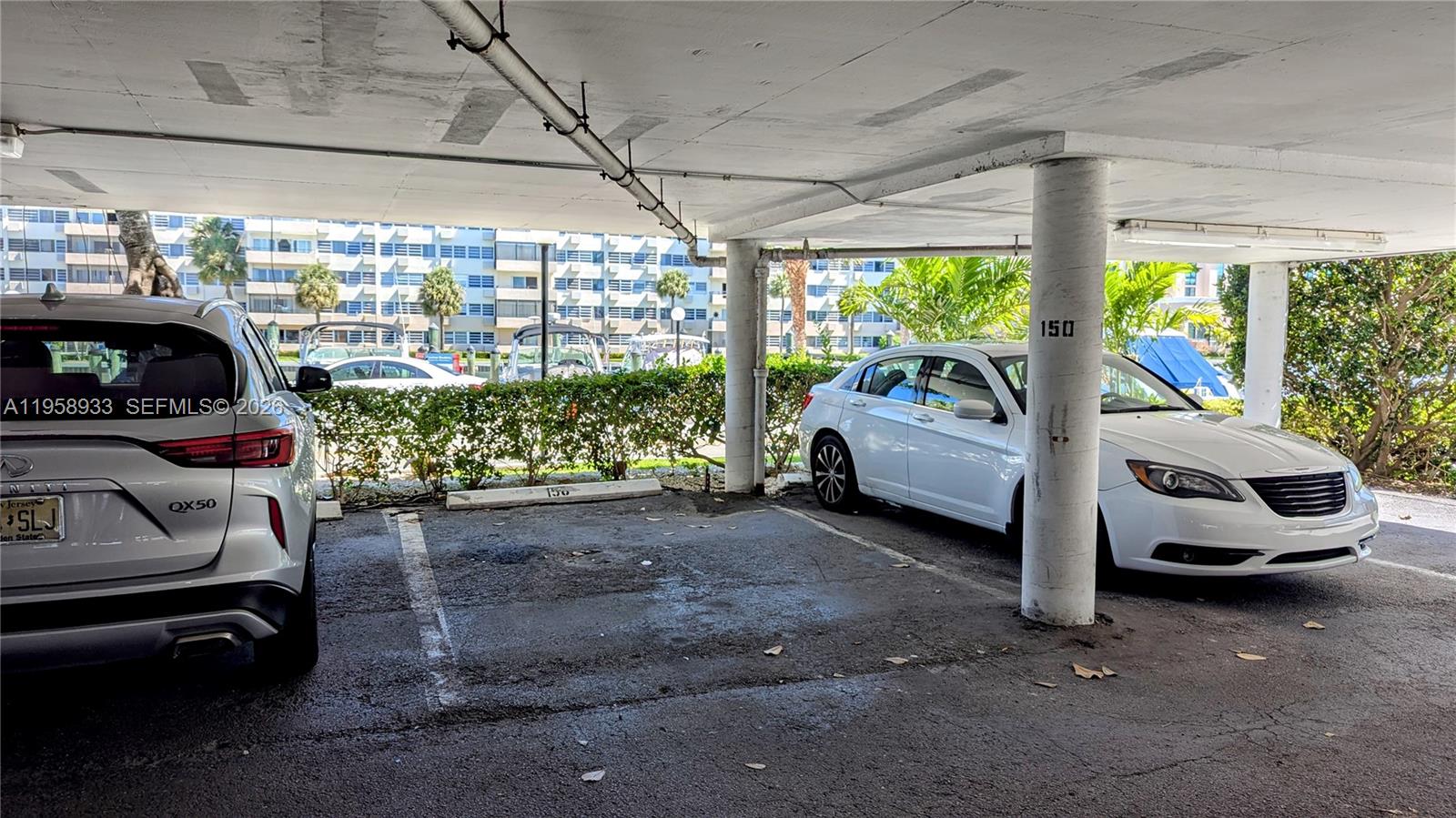 206 3 / 3 1570 sq. ft. $ 2026-02-21 0 foto