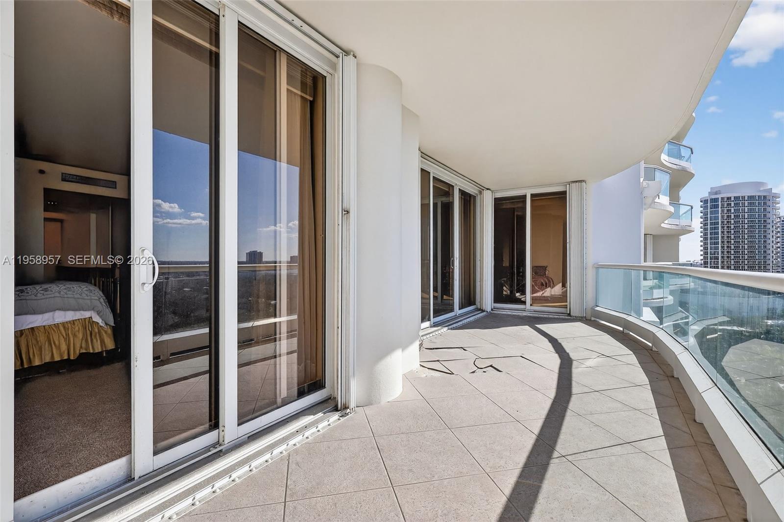 See details 1604 3 / 3 2690 sq. ft. $ 2026-02-04 0 Photo