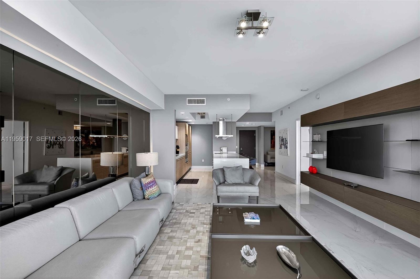 Photo of 17111 Biscayne Blvd #706, North Miami Beach, Florida, 33160 -