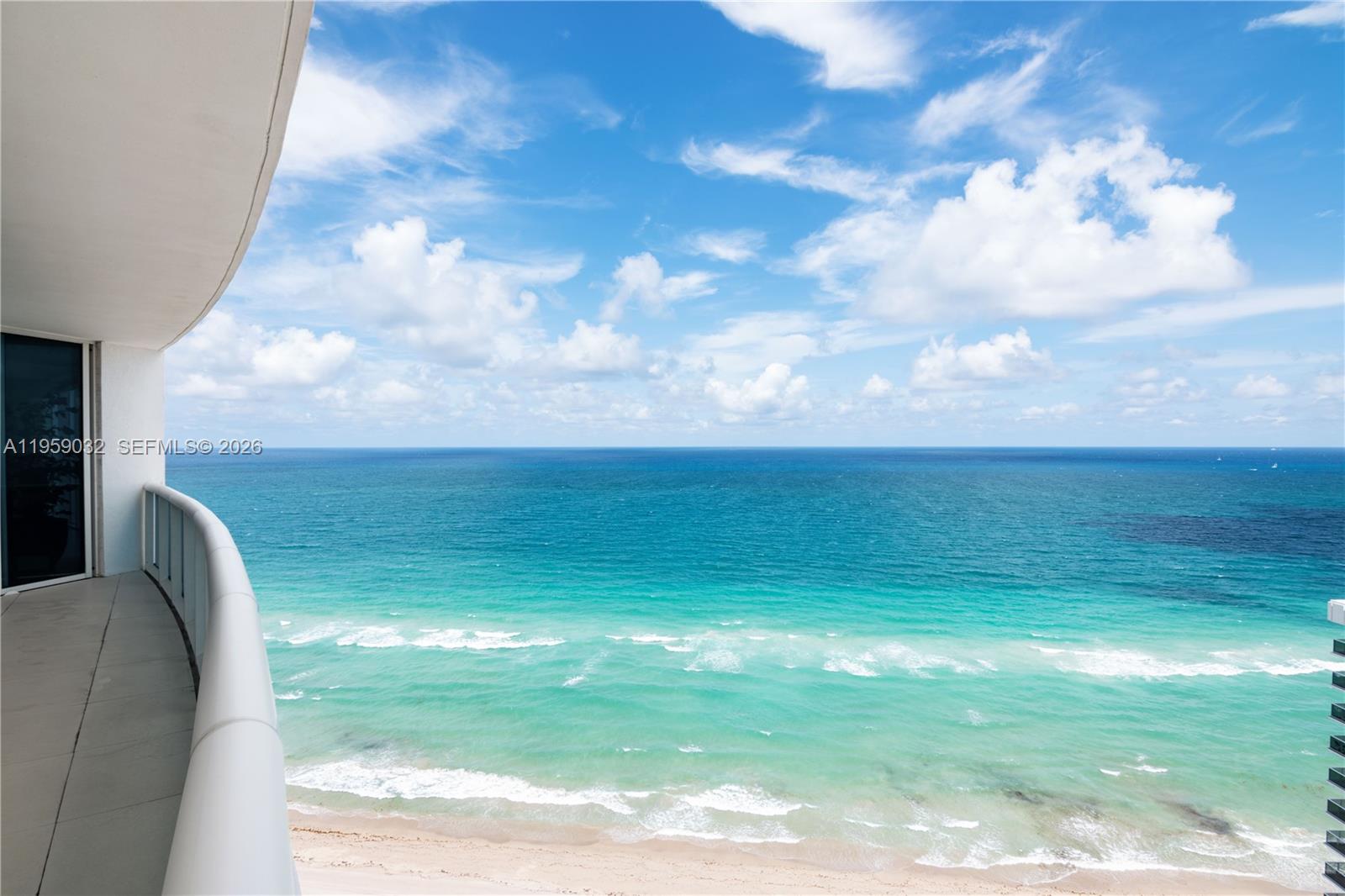 Photo of 2711 Ocean Dr  #2205, Hollywood, Florida, 33019 - 