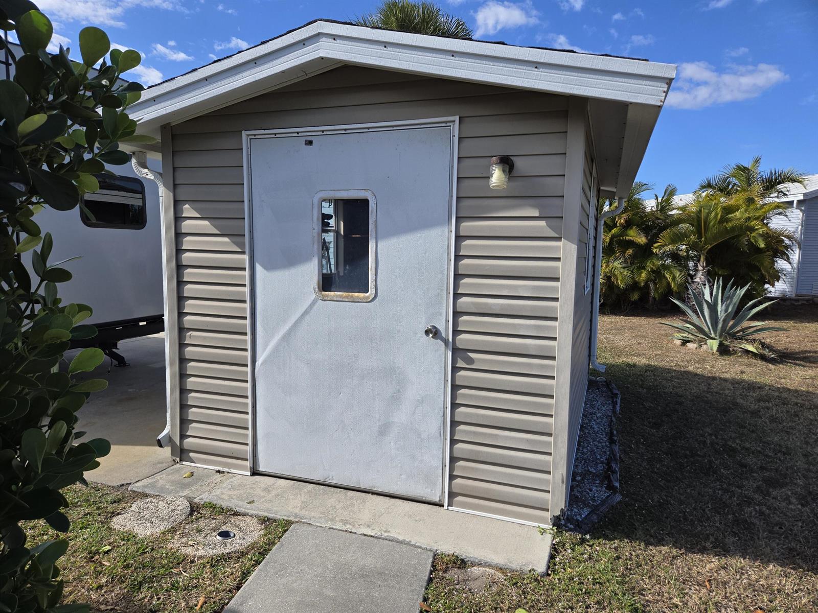   / 0  sq. ft. $ 2026-06-15 0 foto