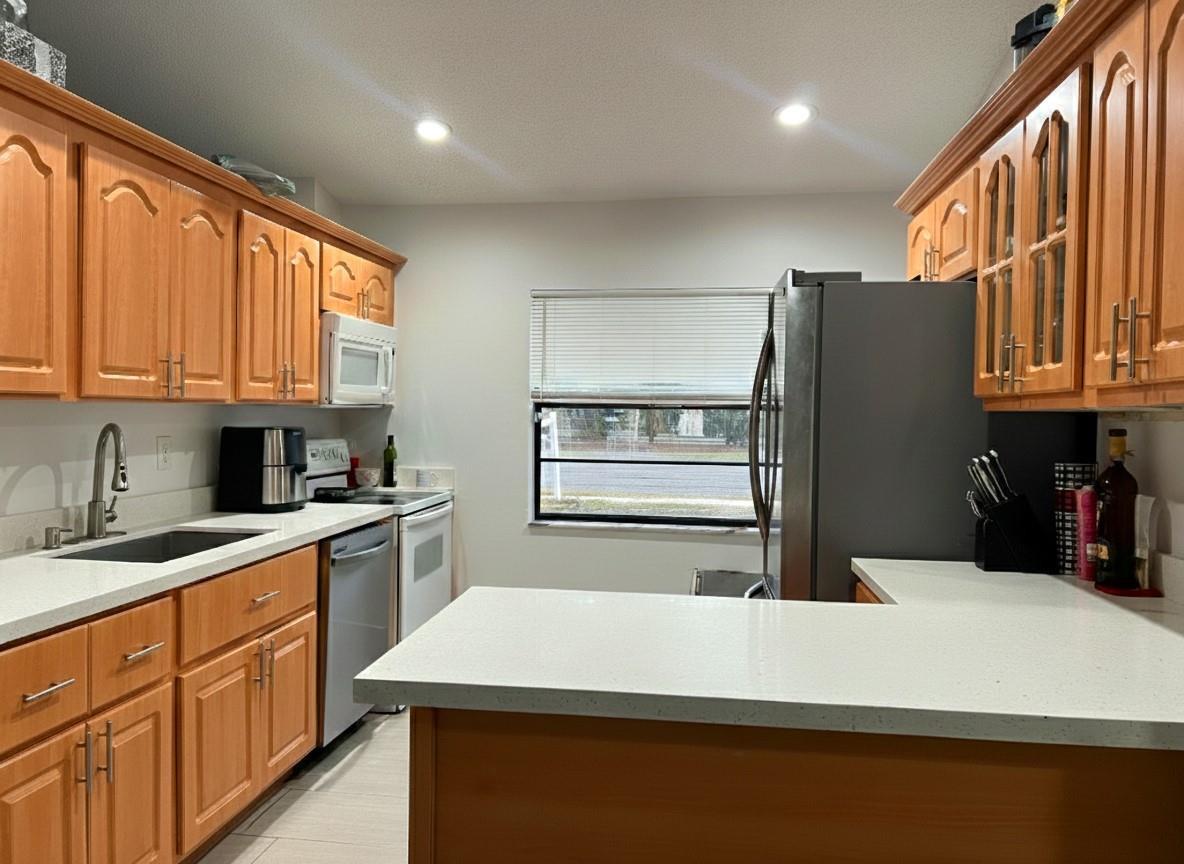 See details 8205 3 / 2 1999 sq. ft. $ 2026-05-02 0 Photo
