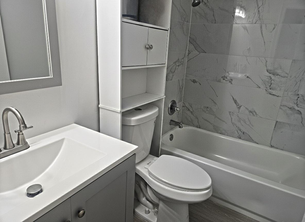 See details 8205 3 / 2 1999 sq. ft. $ 2026-05-02 0 Photo
