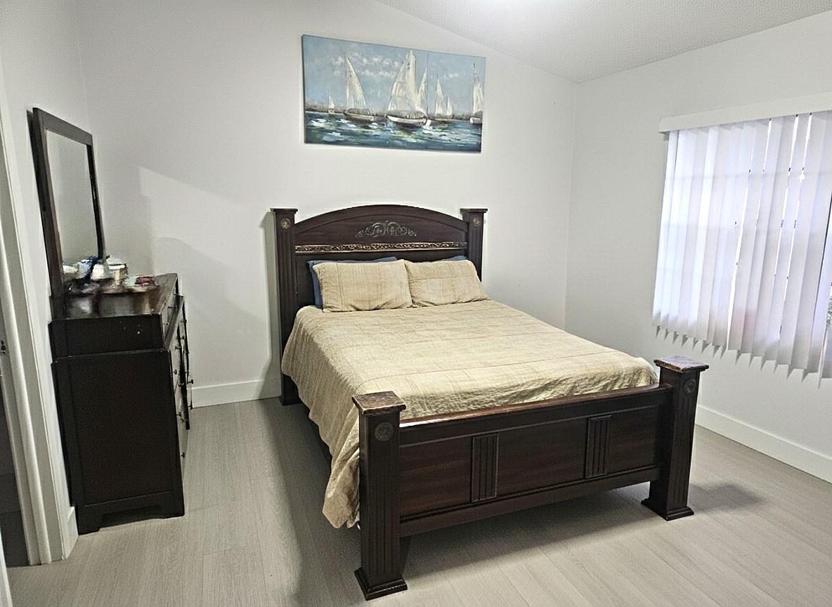 See details 8205 3 / 2 1999 sq. ft. $ 2026-05-02 0 Photo