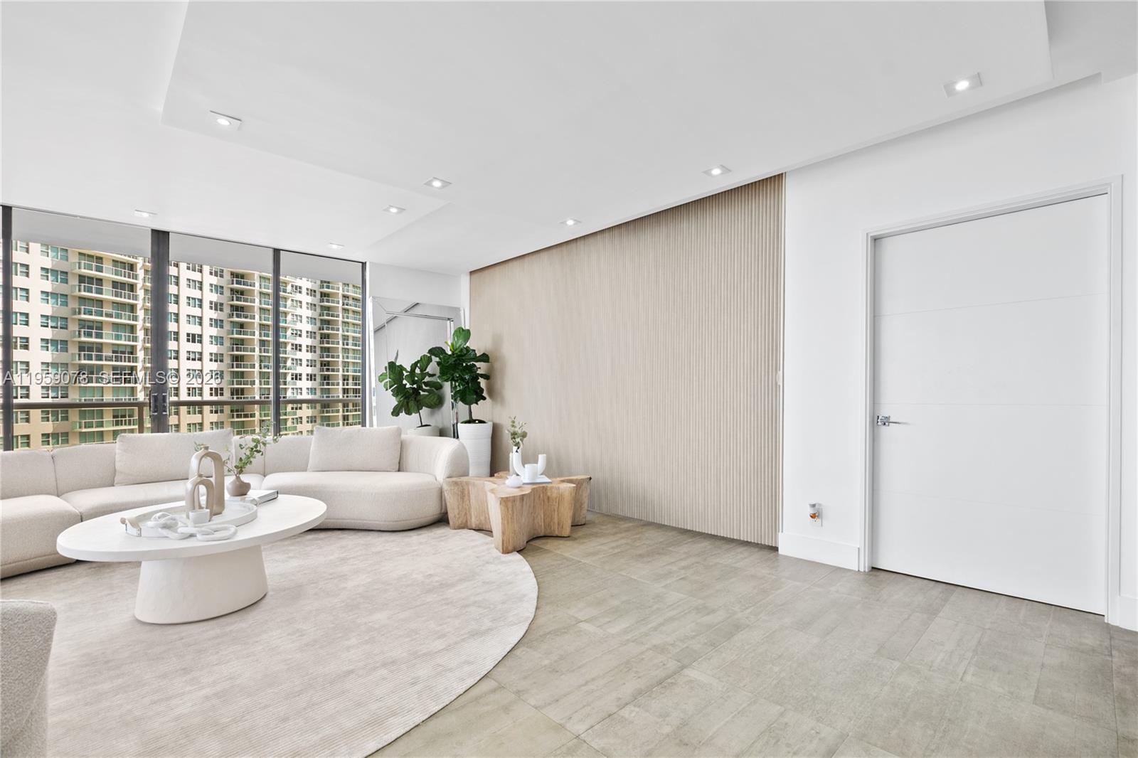 Photo of 20281 Country Club Dr  #808, Aventura, Florida, 33180 - 