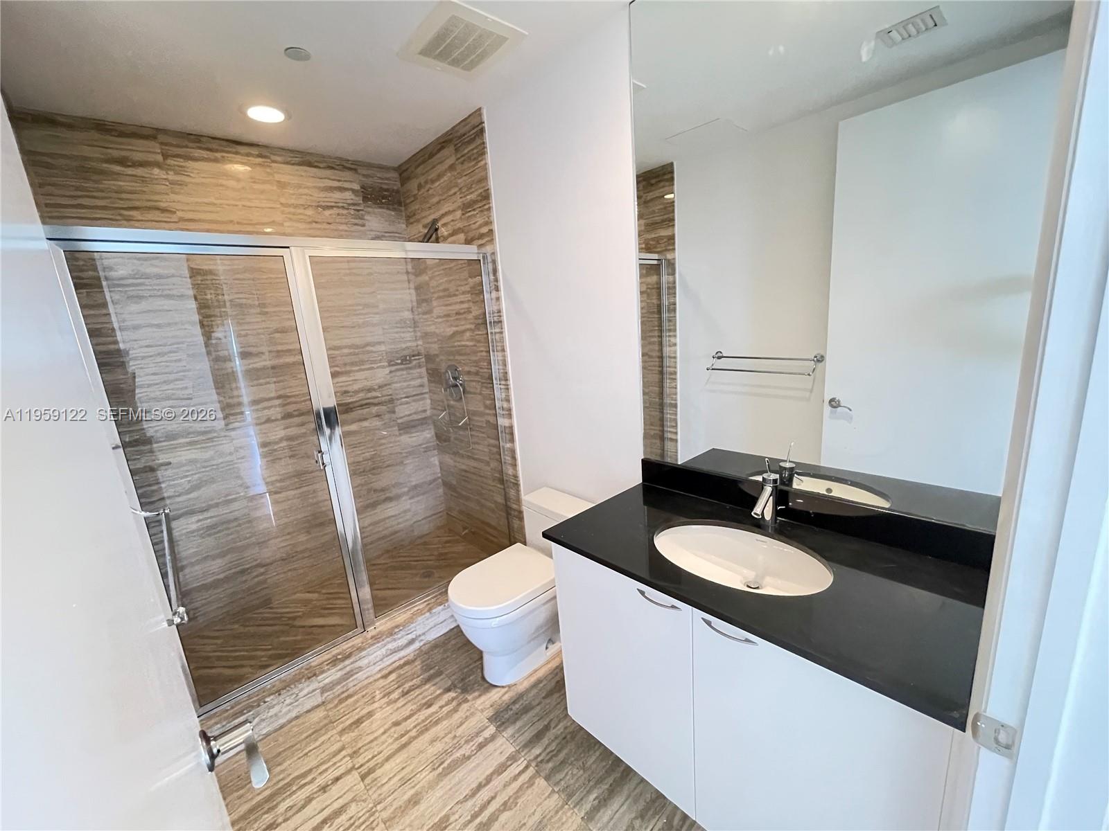 3005 2 / 2 1435 sq. ft. $ 2026-02-04 0 Photo