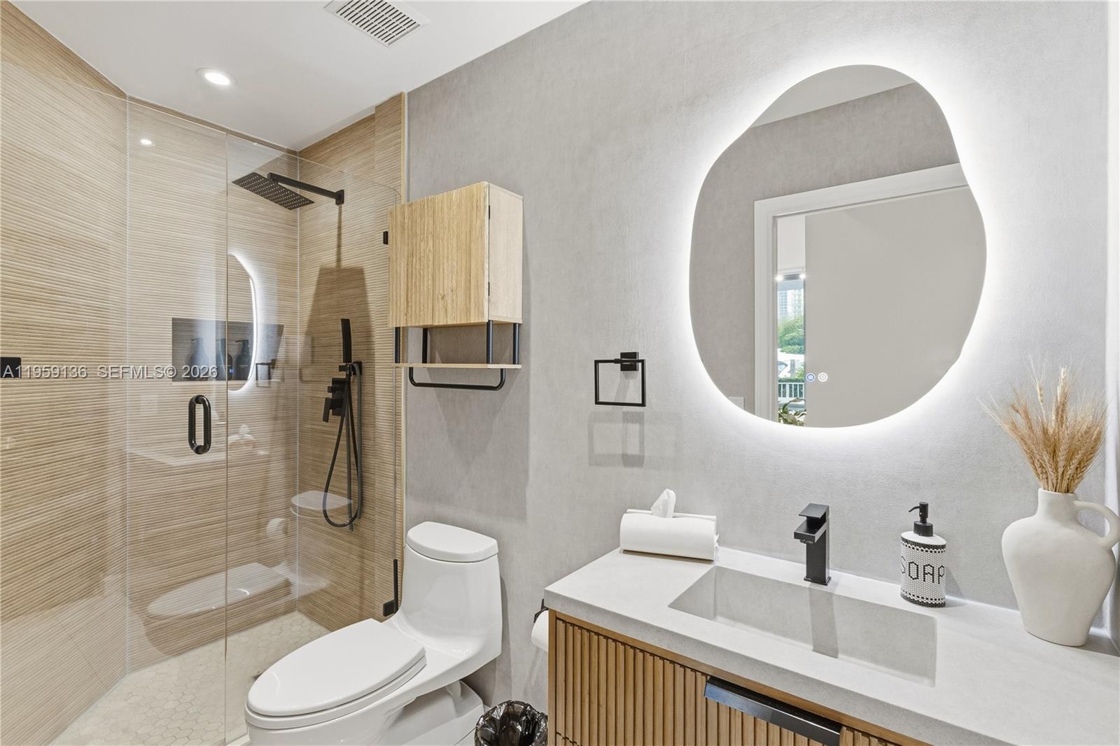 Photo of 3500 Mystic Pointe Dr  #104, Aventura, Florida, 33180 - 