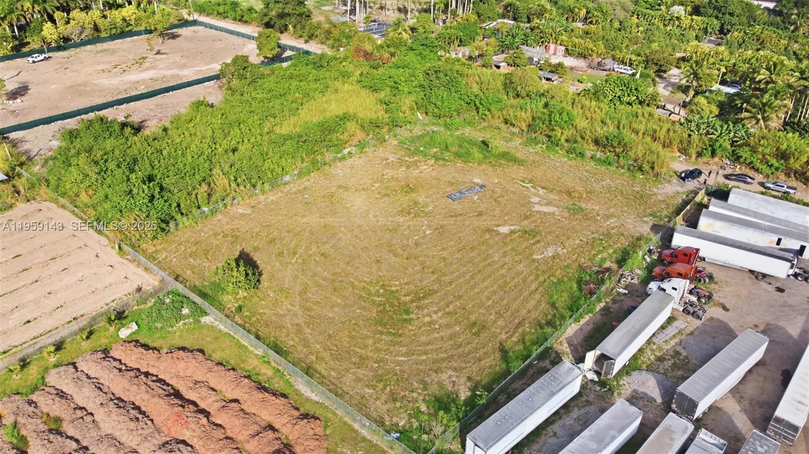   /   sq. ft. $ 2026-02-04 0 foto