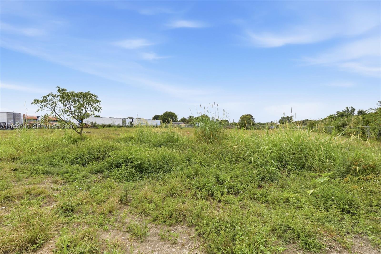   /   sq. ft. $ 2026-02-04 0 foto