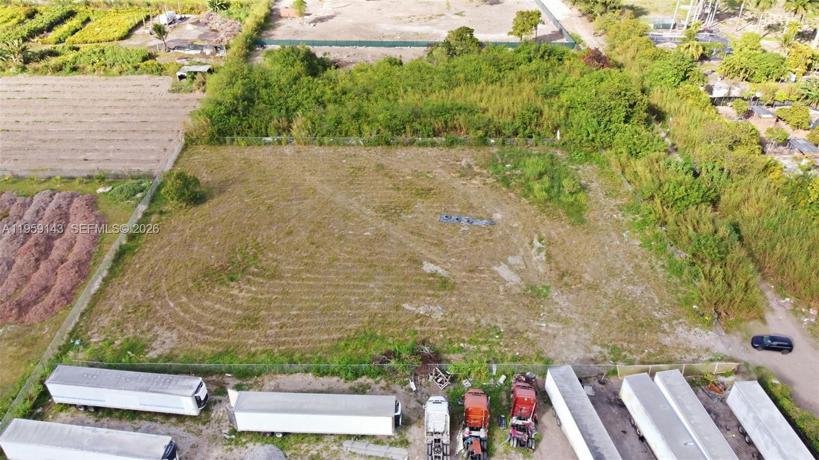   /   sq. ft. $ 2026-02-04 0 foto