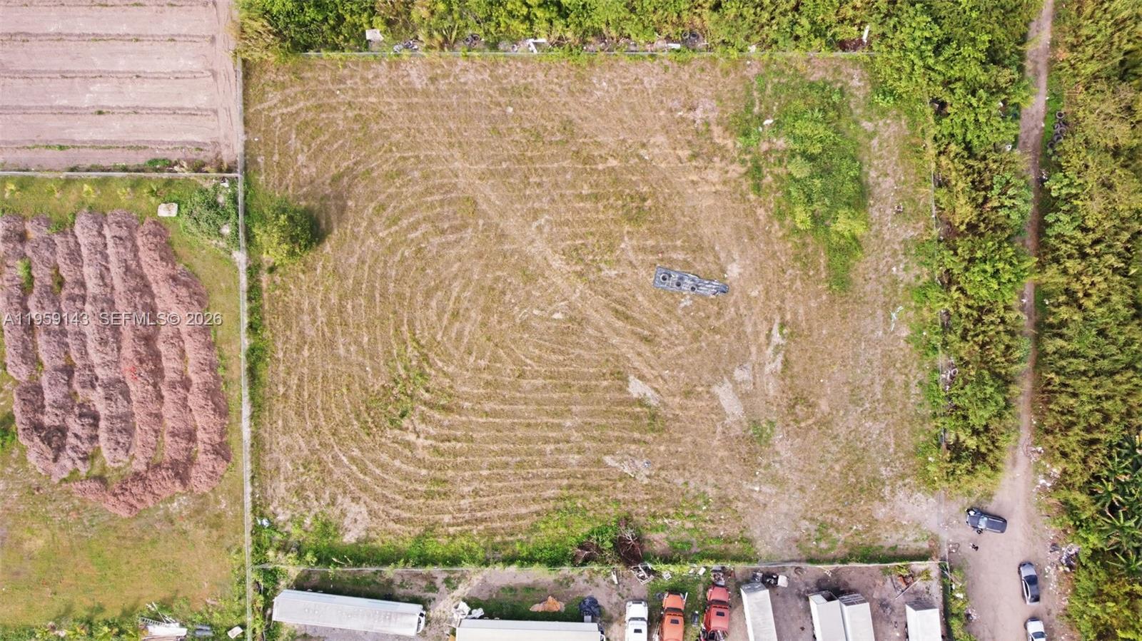   /   sq. ft. $ 2026-02-04 0 foto