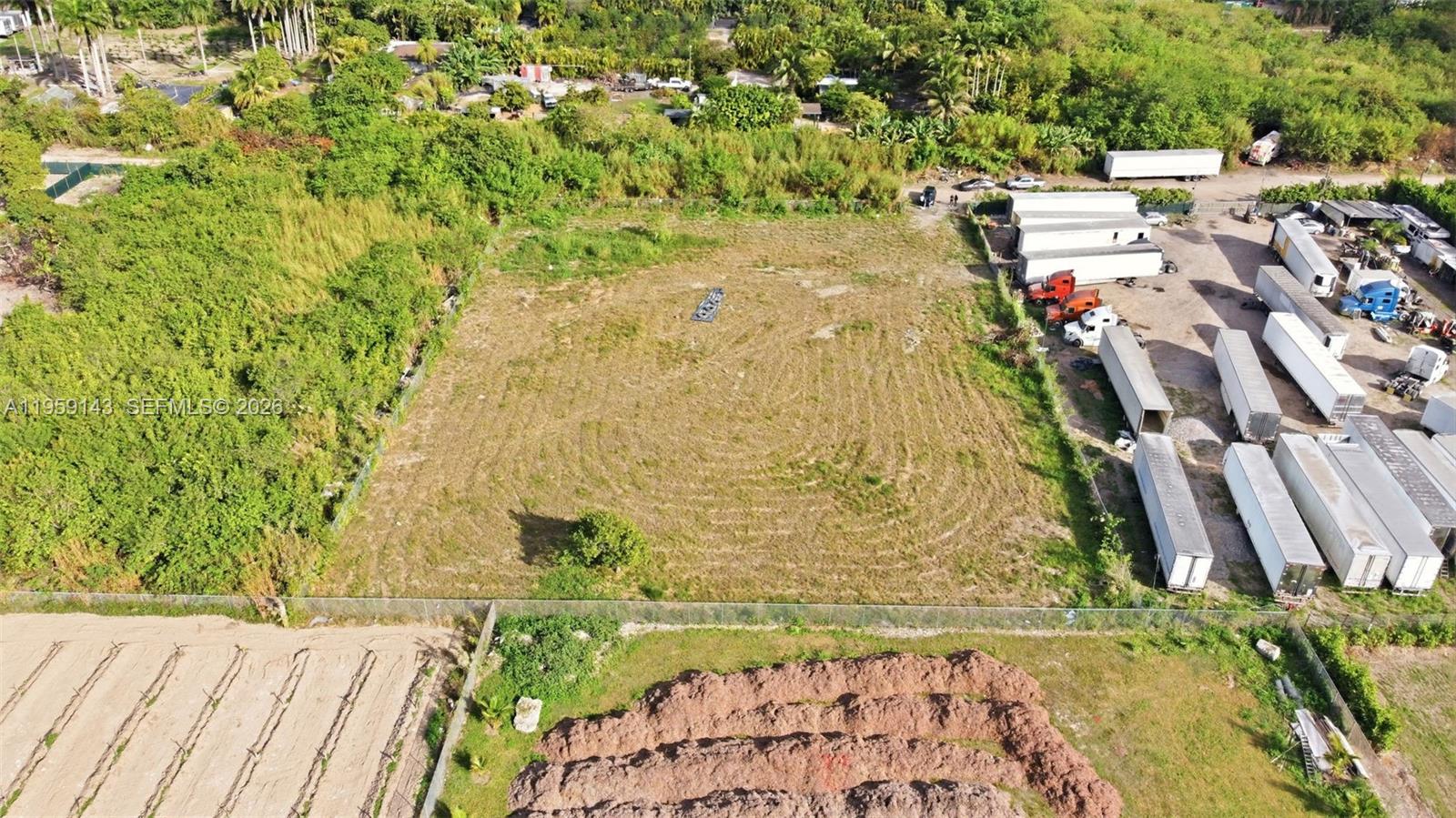   /   sq. ft. $ 2026-02-04 0 foto