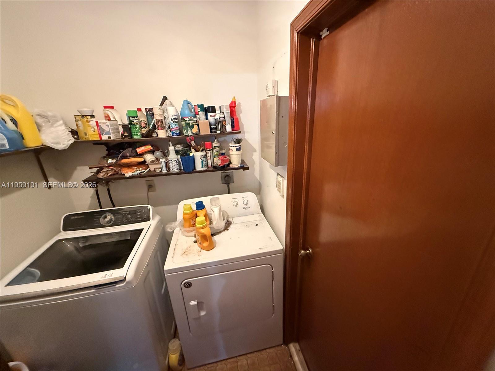1140 4 / 2 2081 sq. ft. $ 2026-02-16 0 foto