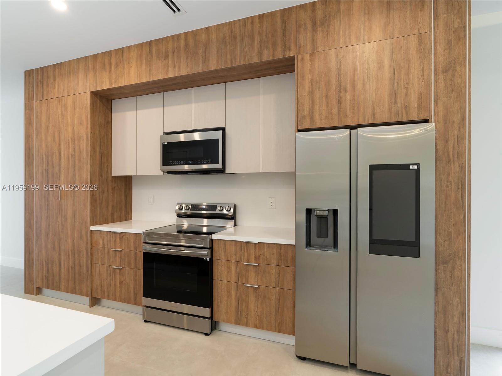   /  2443 sq. ft. $ 2026-02-04 0 Photo