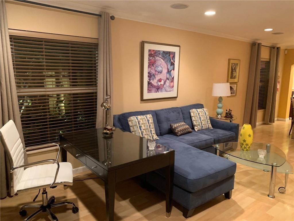   / 0 1800 sq. ft. $ 2026-06-21 0 foto