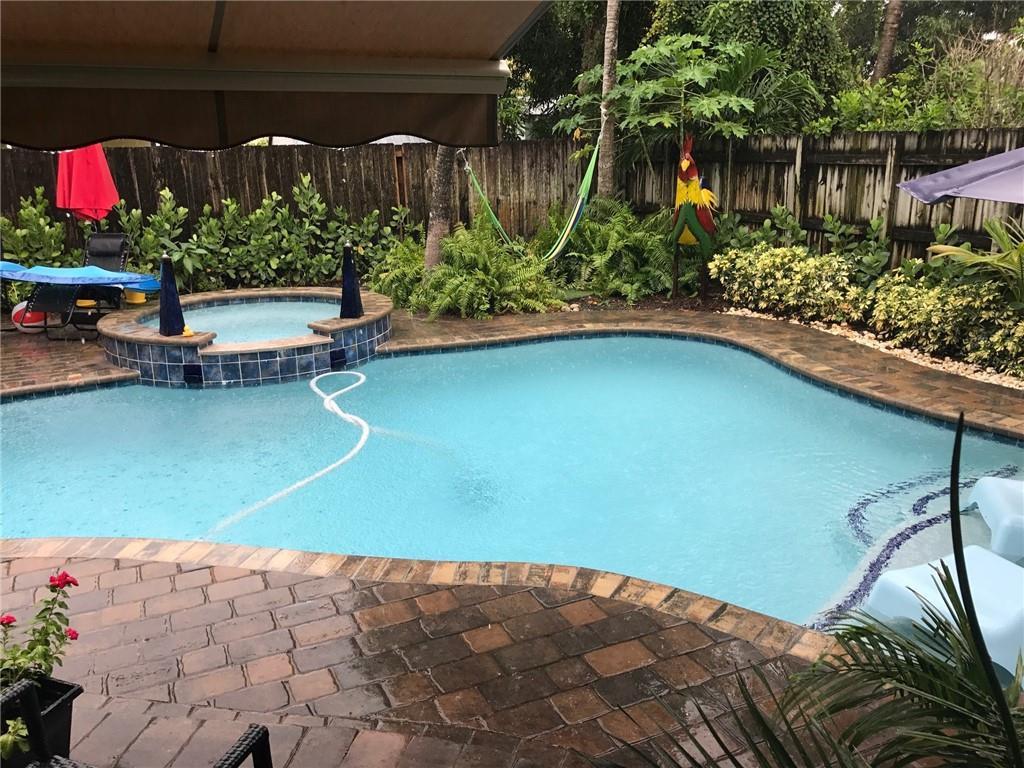   / 0 1800 sq. ft. $ 2026-06-21 0 foto
