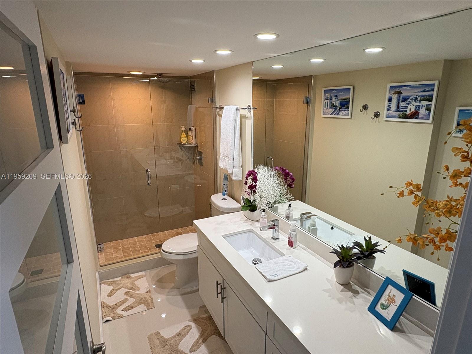 Photo of 2030 Ocean Dr  #1812, Hallandale Beach, Florida, 33009 - 