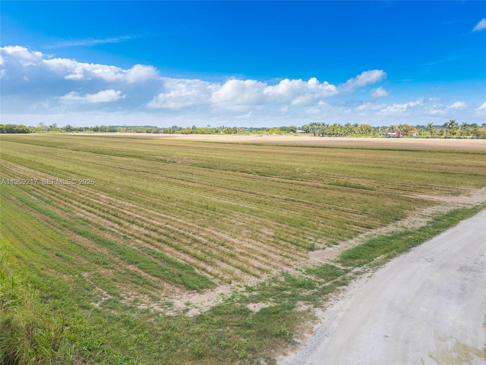 Ver detalles / sq. ft. $ 2026-02-04 0 foto