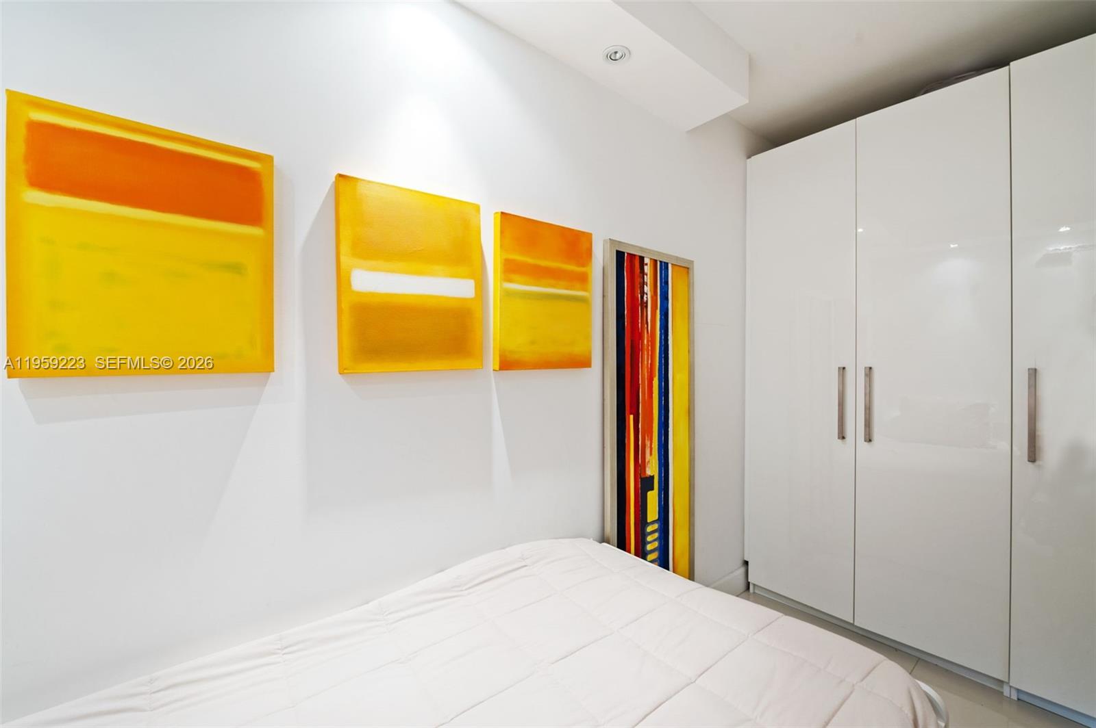 Photo of 19390 Collins Ave  #1221, Sunny Isles Beach, Florida, 33160 - Small room for bed or office