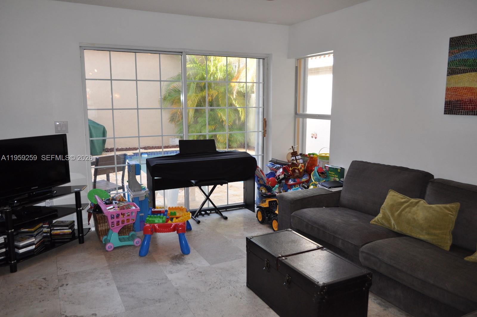 Photo of 1115 River Birch St  (1115), Hollywood, Florida, 33019 - 