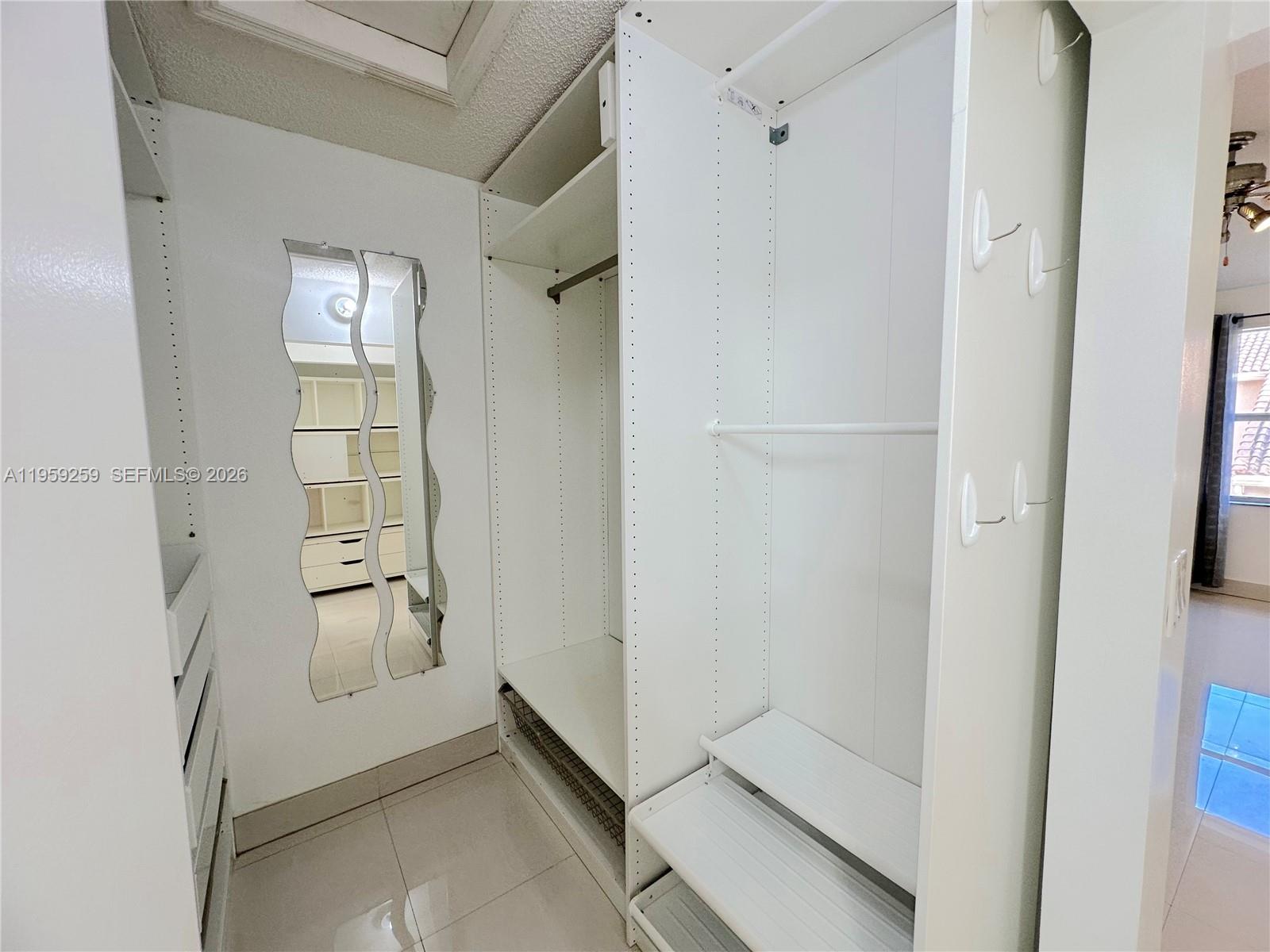 Photo of 1115 River Birch St  (1115), Hollywood, Florida, 33019 - Primary