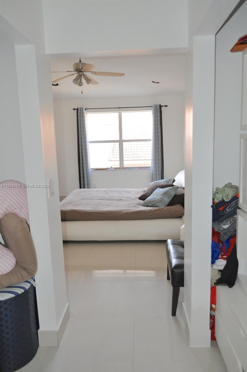 Photo of 1115 River Birch St  (1115), Hollywood, Florida, 33019 - 