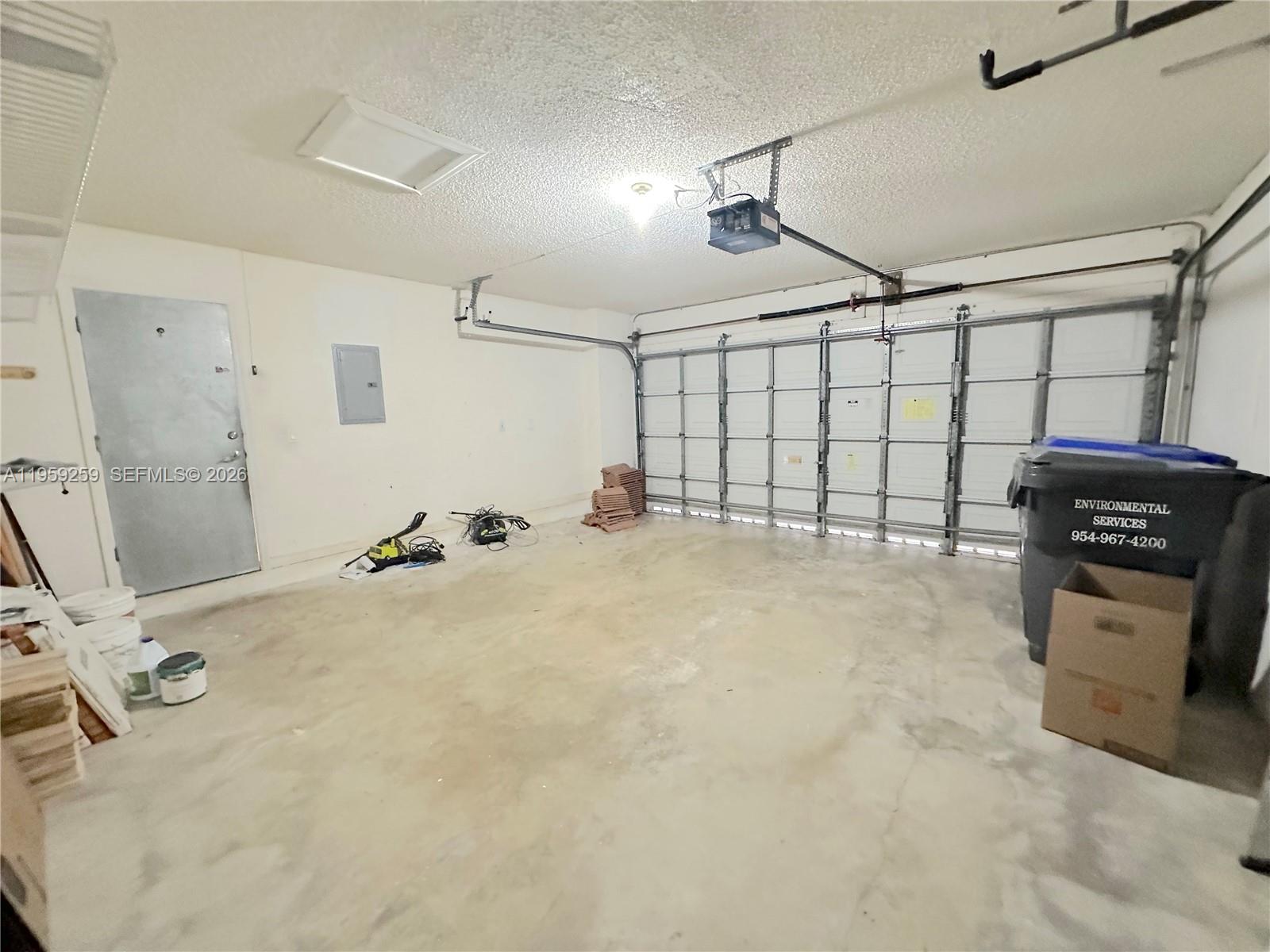 Photo of 1115 River Birch St  (1115), Hollywood, Florida, 33019 - & Laundry